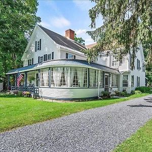 Historic Inn Wbar Room, Hot Tub, 6 Bedrooms Bennington Exterior photo