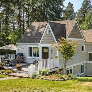 Willa Secluded 4Br Nestled In Woods-Hot Tub/Dog Friendly Friday Harbor Exterior photo