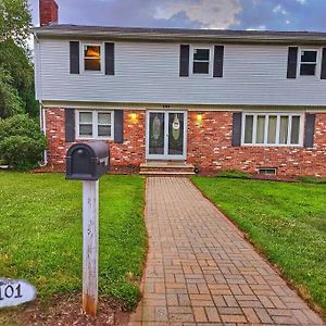 Willa Warwick Colonial Retreat Exterior photo