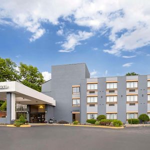 Hotel Best Western Danbury/Bethel Exterior photo