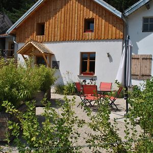 Willa Gite Du Fourperet-Parc Naturel Du Haut-Jura Longevilles-Mont-dʼOr Exterior photo