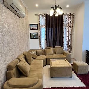 Apartament The Majestic Lair Zirakpur Exterior photo