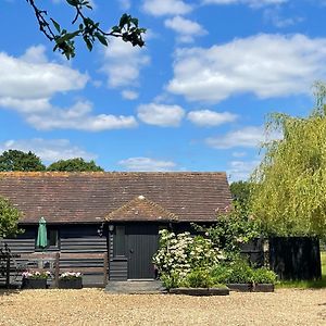 Willa Maplehurst Barn Stables Staplehurst Exterior photo