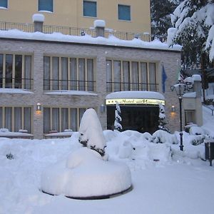 Hotel Miravalle 2000 Lizzano In Belvedere Exterior photo