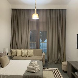 Apartament Relaxing Studio In Masdar City Al Qurayyah Exterior photo