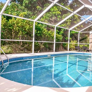 Centrally-Located Home With Heated Pool Fort Myers Exterior photo