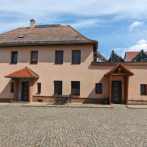 Ferienwohnungen Auf Einem Rustikalen 3 Seitenhof Göda Exterior photo