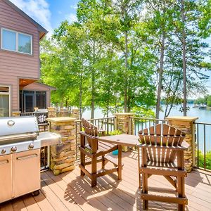 Spacious Lake Keowee Home Boat Slip And Pool Access West Union Exterior photo