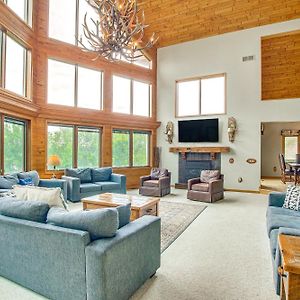 Willa Waterfront Central Wisconsin Cabin With Indoor Pool! Stratford Exterior photo