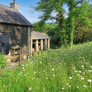 Willa West Huckham Barn Dulverton Exterior photo