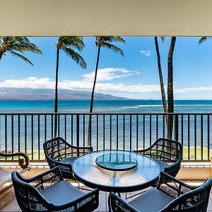 Willa Oceanfront Abode Remodeled In 2021 Sleeps 6 Wailuku Exterior photo