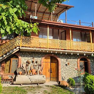 Hotel Lomtadze Family Wine Ambrolauri Exterior photo