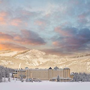 Hotel Fairmont Chateau Lake Louise Exterior photo