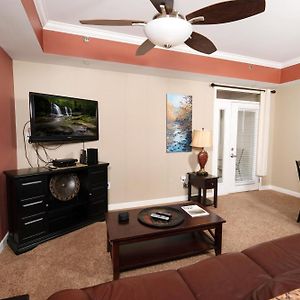 Willa Romantic 1Br W River Views 2 Min To Pigeon Forge Pkwy Free Attraction Tickets Exterior photo