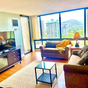 Large 1 Bedroom & Parking Views Wsun1001 Honolulu Exterior photo