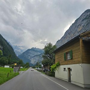 Apartament Chalet Baerli Lauterbrunnen Exterior photo