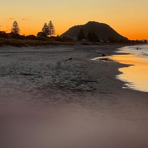 Apartament Beachside Bliss Tauranga Exterior photo