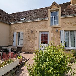 Willa Charmant Gite En Berry Avec Terrasses, Jardin Et Parking Prive, Proche De Nohant Et La Chatre - Fr-1-591-35 Lourouer-Saint-Laurent Exterior photo