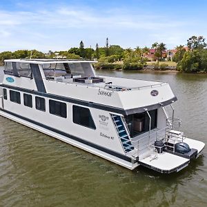 Hotel Coomera Houseboats Gold Coast Exterior photo