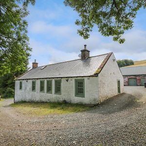 Willa Kilnmark Farmhouse Thornhill  Exterior photo