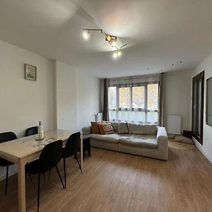 Apartament Cosy Flat At Saint Denis Near The Basilique And The Metro Exterior photo