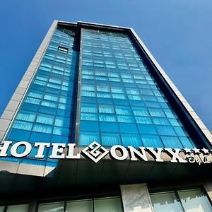 Hotel Onyx By Luna Oran Exterior photo