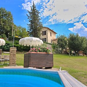 Apartament Nice Flat In Arcevia With Swimming Pool Exterior photo