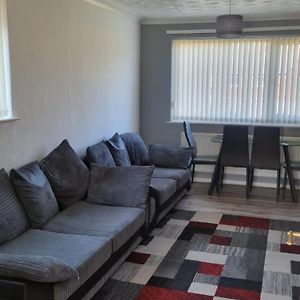 Spacious Luxurious Serviced Accommodation 3 Doncaster Exterior photo