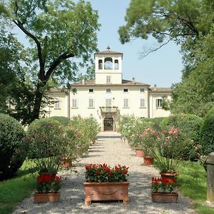 Willa Casa Nella Campagna Parmigiana. Ponte Taro Exterior photo