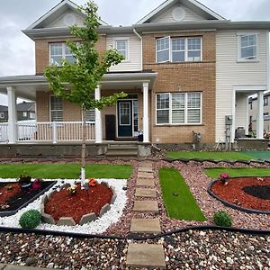 Beautiful 1 Bedroom Basement Apartment In Ottawa Exterior photo