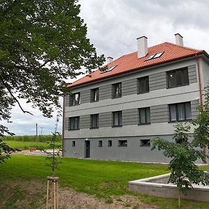 Aparthotel Bytovka1962 Manetin Exterior photo