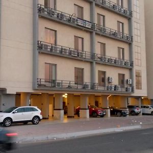 Apartament الفخامة المروة Dżedda Exterior photo