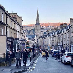 Bed and Breakfast Elegant & Romantic - Entire Flat With 2 Magnificent Views Bath Exterior photo