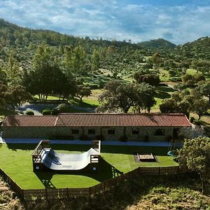 Pensjonat Casa Rural " La Quijada Del Lobo " Llerena Exterior photo