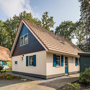 Comfy Holiday Home In Hooghalen With Bubble Bath Exterior photo