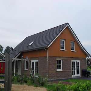 Willa Half-Timbered House 30 Km From Maastricht Susteren Exterior photo