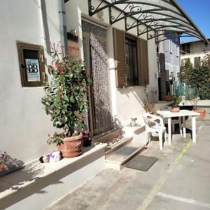 Bed and Breakfast Alfi Beb Le Torri Exterior photo