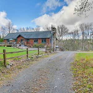 Willa Long Lake Cabin With Spacious Decks - 3 Mi To Beach! Exterior photo