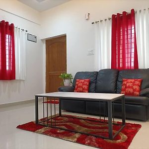 Apartament Casa Verde - 2Bhk,Near Us Embassy, Gachibowli Hajdarabad Exterior photo