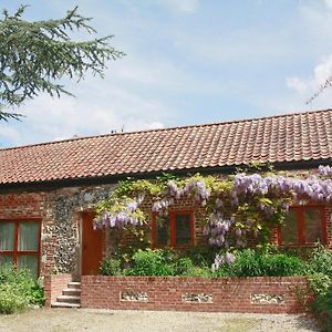 Willa The Street Farm Barn Drayton  Exterior photo