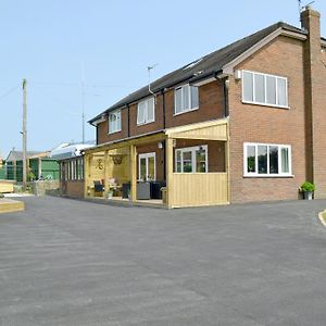 Willa Hillcrest House Endon Exterior photo