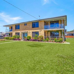 Willa Corinda - Waterviews & Close To Ferry Booker Bay Exterior photo