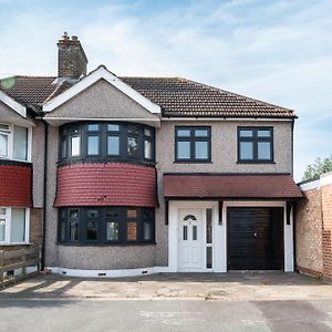 4 Bedroom Family Home In South East London Welling Exterior photo