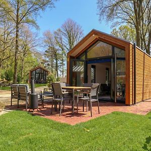 Willa Nice Chalet With Dishwasher, Near The Maasduinen Belfeld Exterior photo