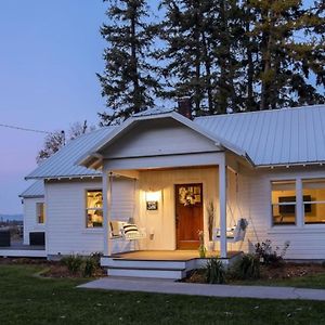 Willa Modern Farmhouse- Conveniently Located In Kalispel Kalispell Exterior photo