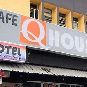 Oyo 90645 Pelangi Baru Hotel Johor Bahru Exterior photo