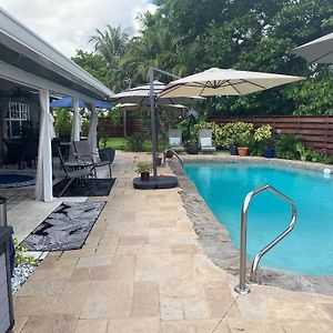 Bed and Breakfast Wilton Manors A Mens Oasis Fort Lauderdale Exterior photo