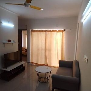 Complete Flat With Bed Room, Living And Kitchen Bengaluru Exterior photo