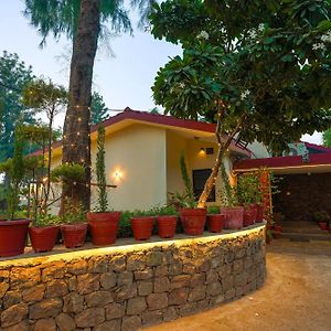 Willa Farm The Retreat - With Private Pool Manesar Exterior photo