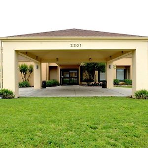 Hotel Courtyard By Marriott Dallas-Fort Worth/Bedford Exterior photo